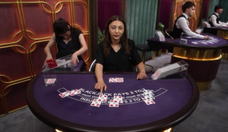 Live Table