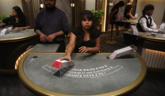Live Table