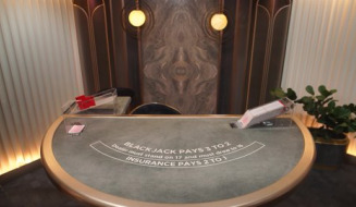 Live Table