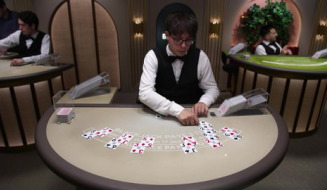 Live Table