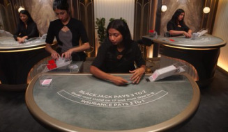 Live Table