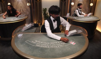 Live Table
