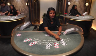 Live Table