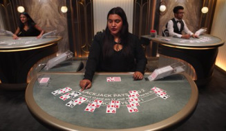 Live Table
