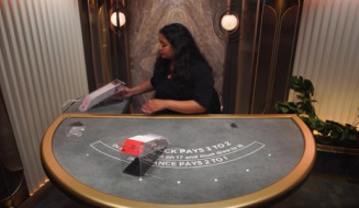 Live Table
