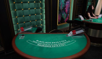 Live Table