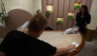 Live Table